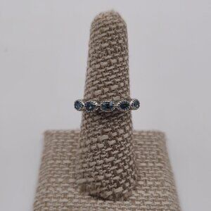 Size 7 Sterling Silver Stunning Five Blue Topaz Gems Ring A2135